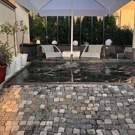 Apartman Orela *
