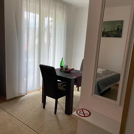 Orela Apartment